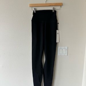 NWT High waist solid vapor legging